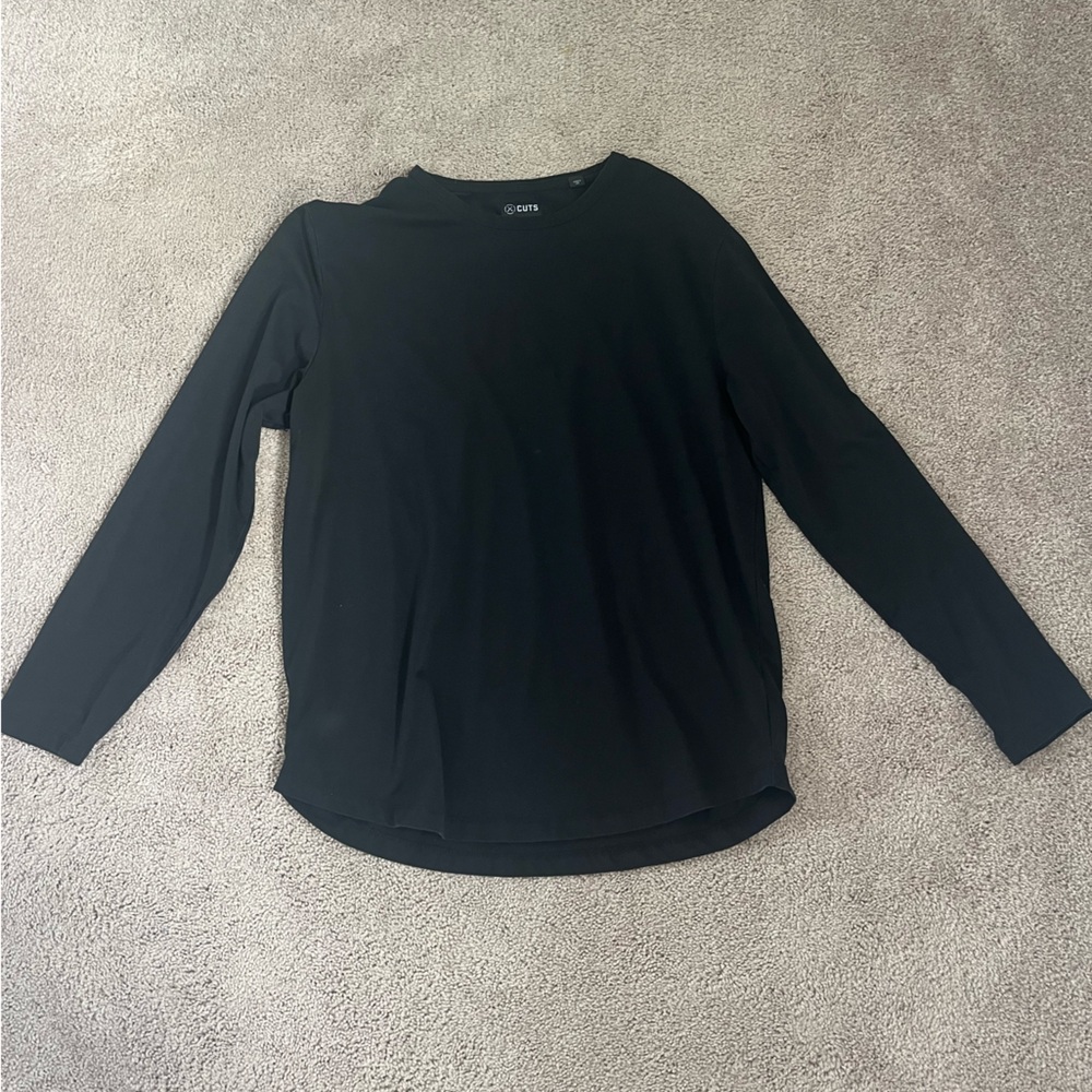 Men’s Cuts Long Sleeve Tee